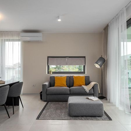 The Q Bliss - Your New 4-Star Hideaway With A Garage Rovinj Exterior photo