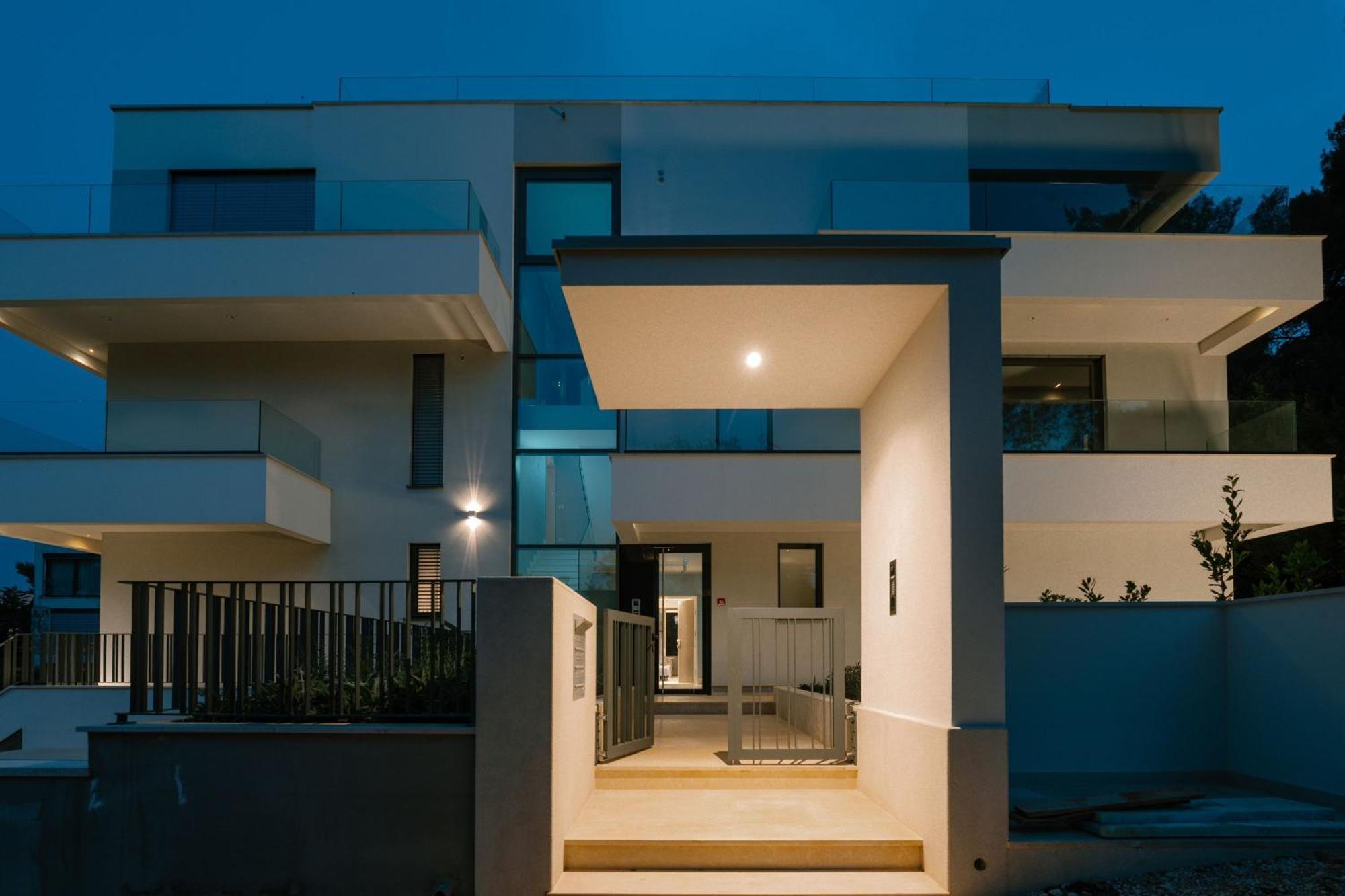 The Q Bliss - Your New 4-Star Hideaway With A Garage Rovinj Exterior photo